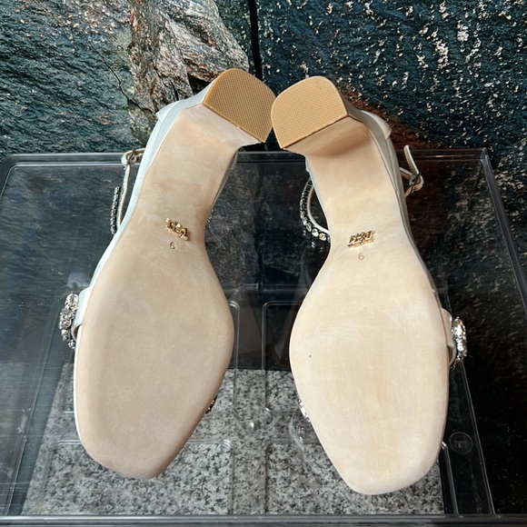 Badgley Mischka Harriet Heeled Sandal - Picture 12 of 17